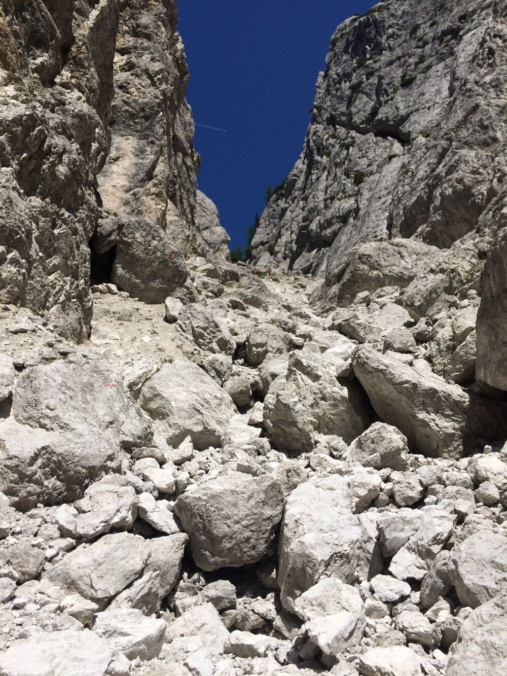 Photo 28-05-2017, 15 09 07